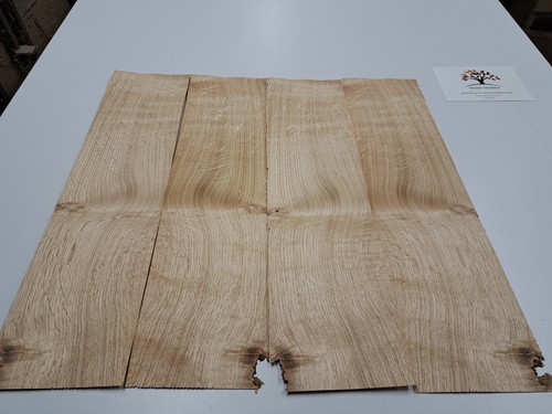 Character oak veneer 4 - character,