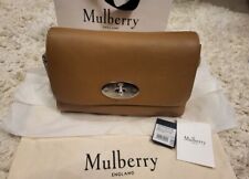 Mulberry Lily In Teak smooth