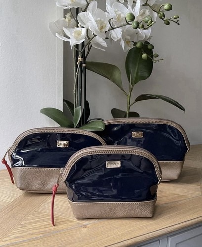 Dkny set make - up, bags