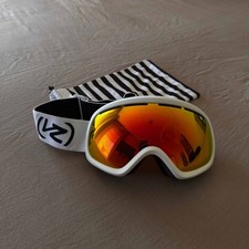 VON ZIPPER Skylab Snow Goggles – White Matte/Fire Chrome Lens (CAT2)