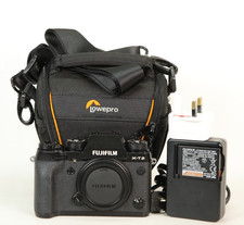 Fujifilm X-T2 24.3MP Digital SLR Camera Body Only, Shutter Count: 151, VGC.