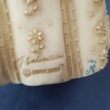 Capodimonte signed by Marcello Salvestrini dear 1989 Made in Italy Decor 1.8kg