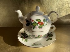 Fine Bone China Holly