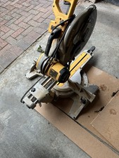 DEWALT DWS780 12 inch Double Bevel Sliding Compound Miter Saw