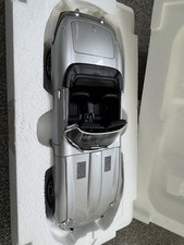 Autoart Jaguar e type 1/18