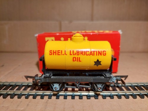 Triang r211 shell lubricating - triang,