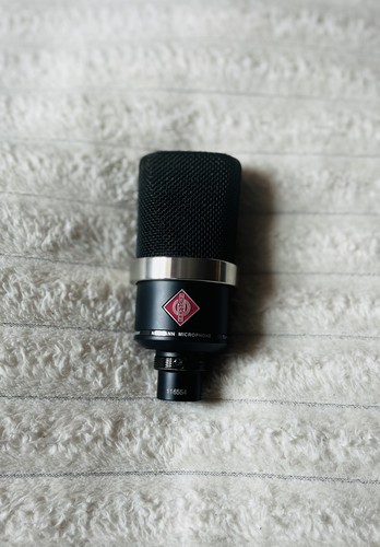 Neumann tlm 102 condenser - neumann,