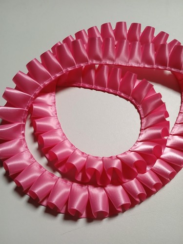 25mm box pleated - , ribbon