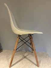 Original Vitra Eames DSW Chair