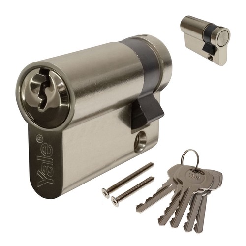 Yale half door - door, cylinder