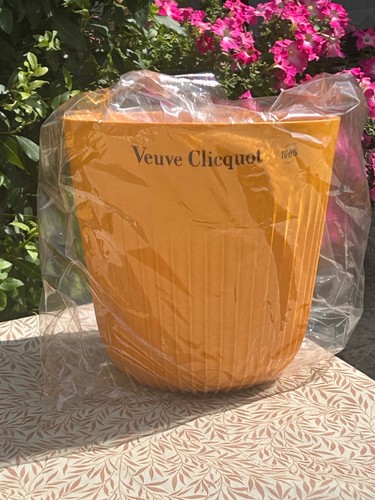 Latest model brand new veuve - brand,