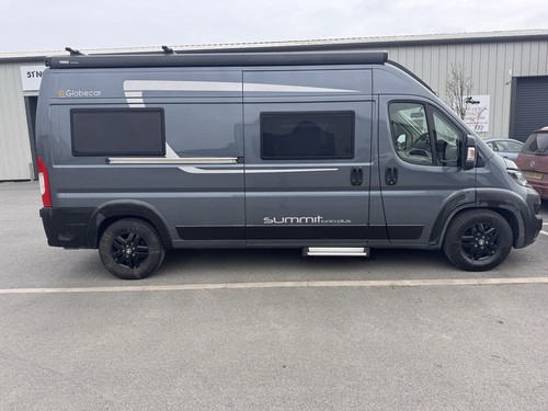 Globe car 600 - car, summit