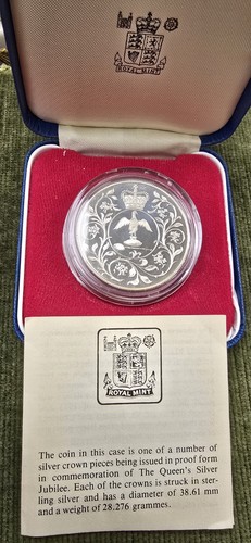 1977 queen elizabeth silver - queen, ii