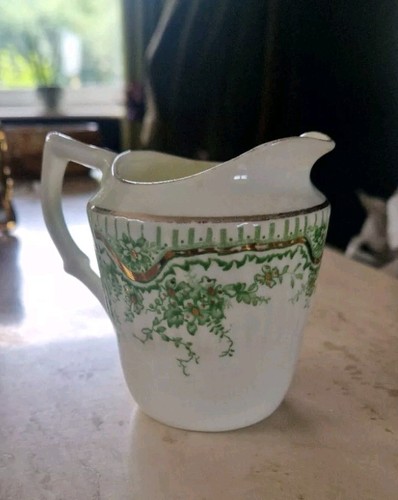 Antique floral green - floral, white