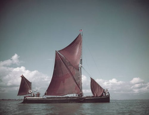 The thames sailing barge - thames, arrow