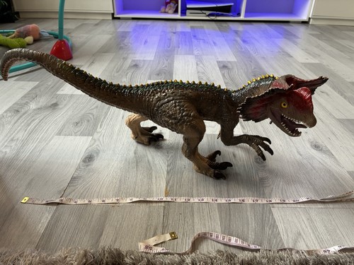 Giant dilophosaurus - 24",