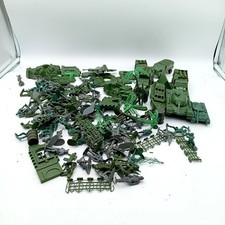 Vintage Green Army Toys Set -