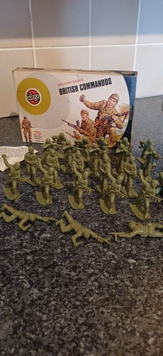 Airfix toy soldiers - toy,