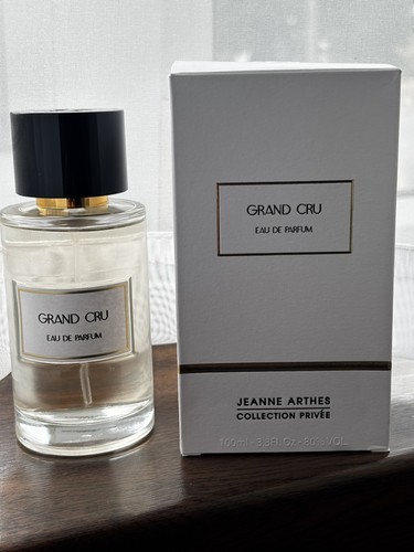 Jeanne arthes grand - ❤️,