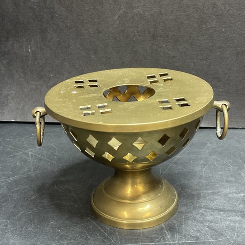 Vintage brass teapot plate - brass,