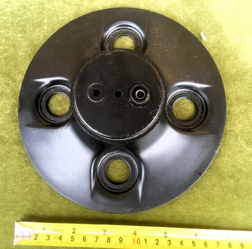 Nos triumph tr6 wheel hub - triumph,