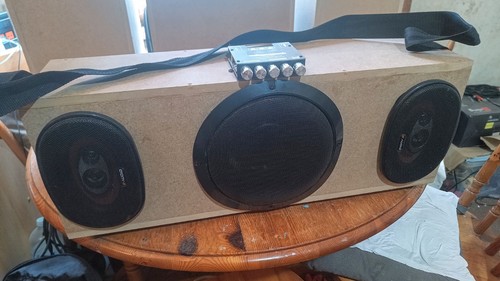 Portable speaker boombox 1 - portable, 2.1