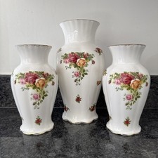 Royal Albert Old Country Roses Large 23cm Large Vase & Pair Of 18cm Vase