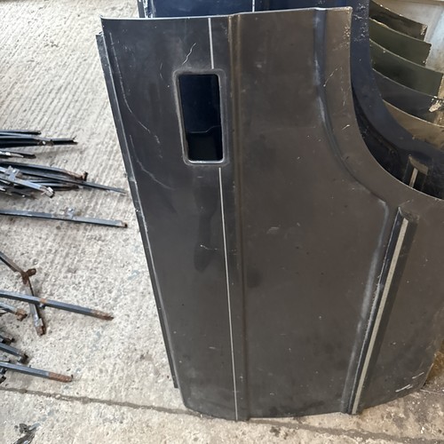 Range rover lse door rear - rover,