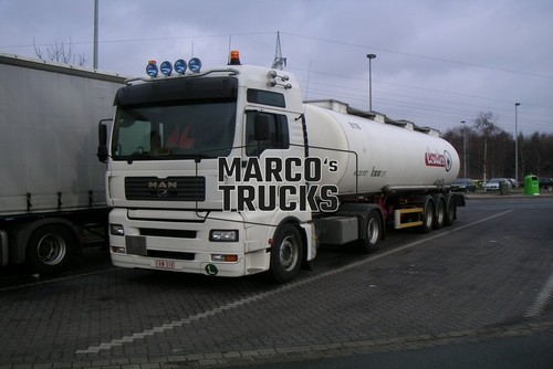 Truck photo man tga - truck,