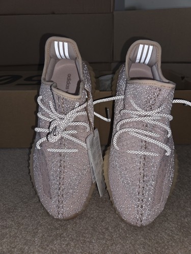 Yeezy 350 synth - v2,