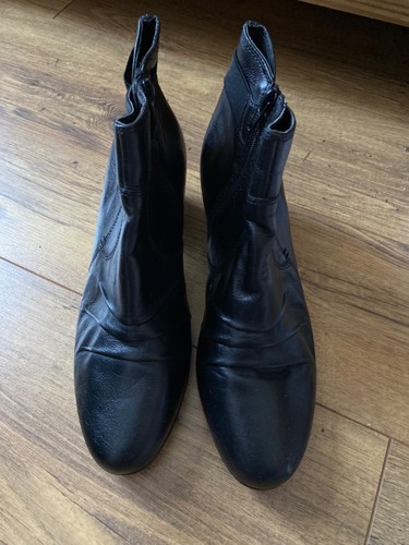 Footglove black boots 5.5