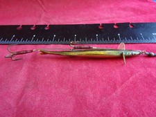 A SCARCE LARGE VINTAGE UNNAMED PERCY WADHAM SANDEEL CELLULOID NATURE BAIT 