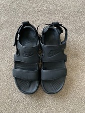 New Nike  Women’s Owaysis