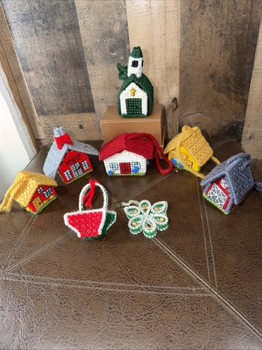 Vtg christmas village plastic - vtg,