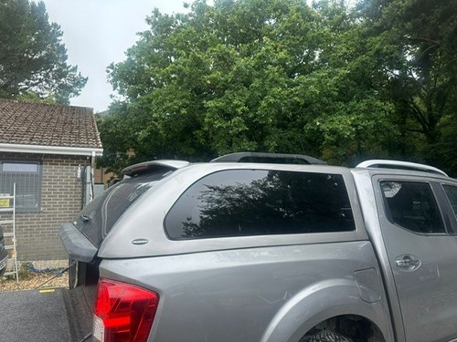Nissan navara np300 - navara,