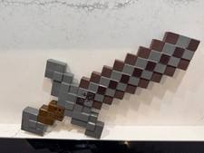 OFFICIAL MINECRAFT DUNGEONS