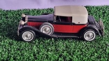 Matchbox Models of Yesteryear Y-15    **1930 Packard Victoria** (Black&Red)