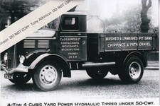 DENNIS - 4 TON CHAIN TIPPER TRUCK - OFFICIAL - BUS PHOTO #REF.B16787