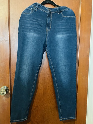 Curve appeal women - appeal, women’s