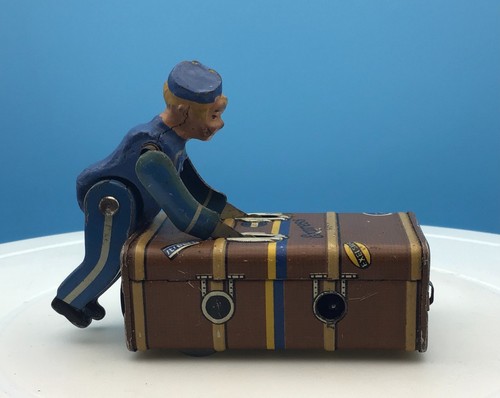Vintage tinplate gescha - tinplate,