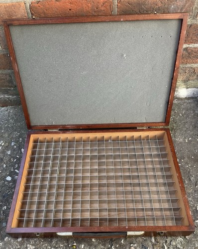Vintage wooden travel case - vintage,