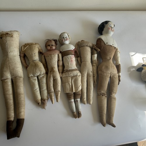 Group early dolls - group, antique