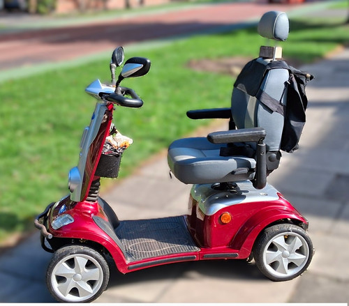 Red wheel kymco mobility - red,