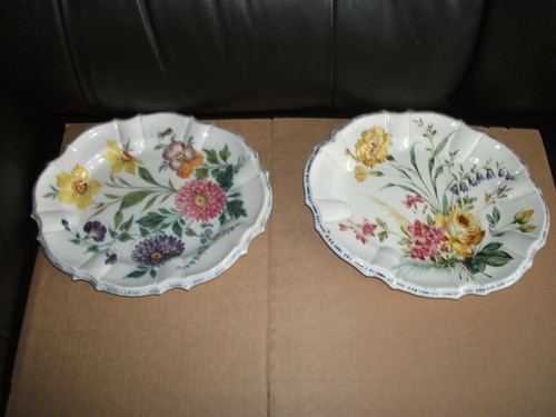 Pair vintage antique hand - pair, /