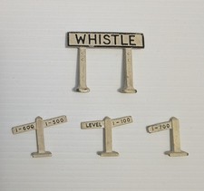 Small Lot Of Trix Trackside Notices   178