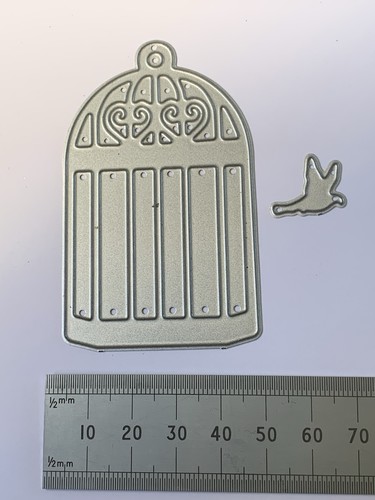 Gorgeous birdcage and bird - gorgeous,