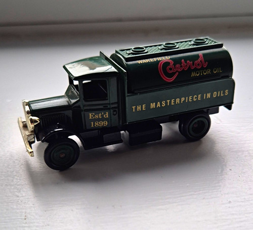 Lledo castrol tanker truck - tanker,