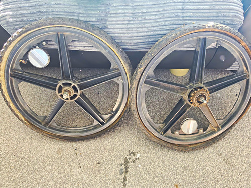 Raleigh 20in black - black, mag