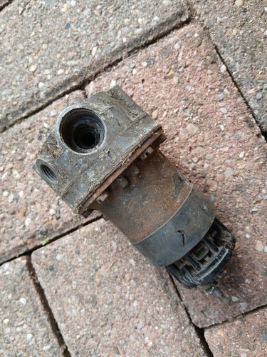 Petrol pump aua4080 land - su,