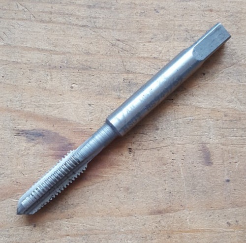 Unf taper tap 28 - ~,
